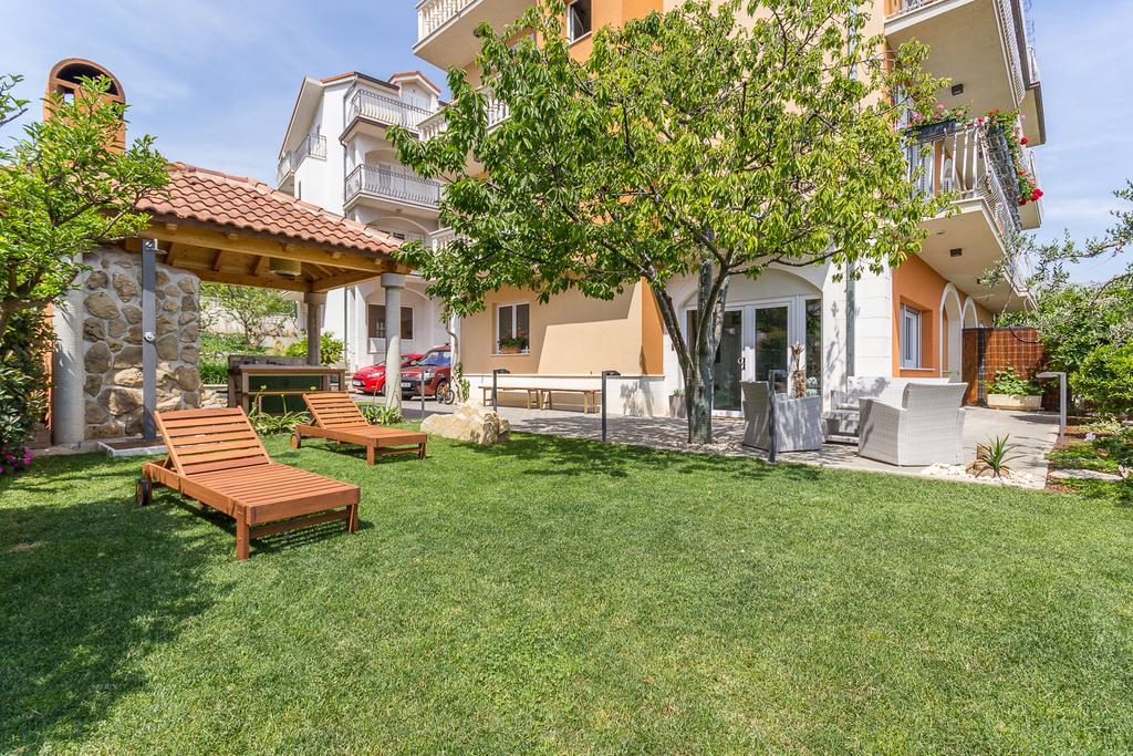 Apartments Mec & Tik Сплит Екстериор снимка